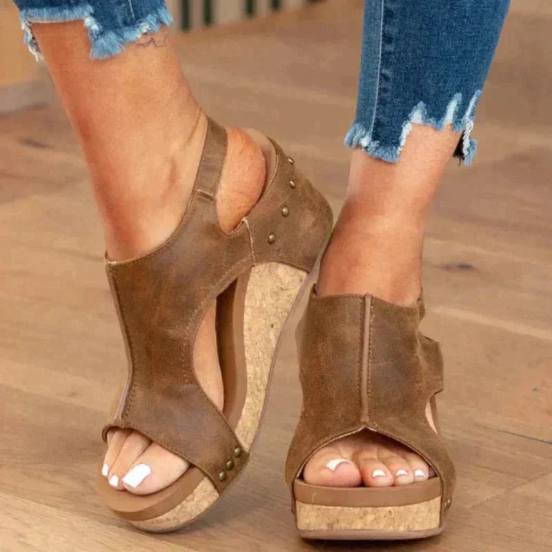 Inola - Orthopedic Sandals