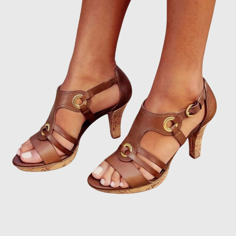 Carla | Stunning Style & All-Day Comfort