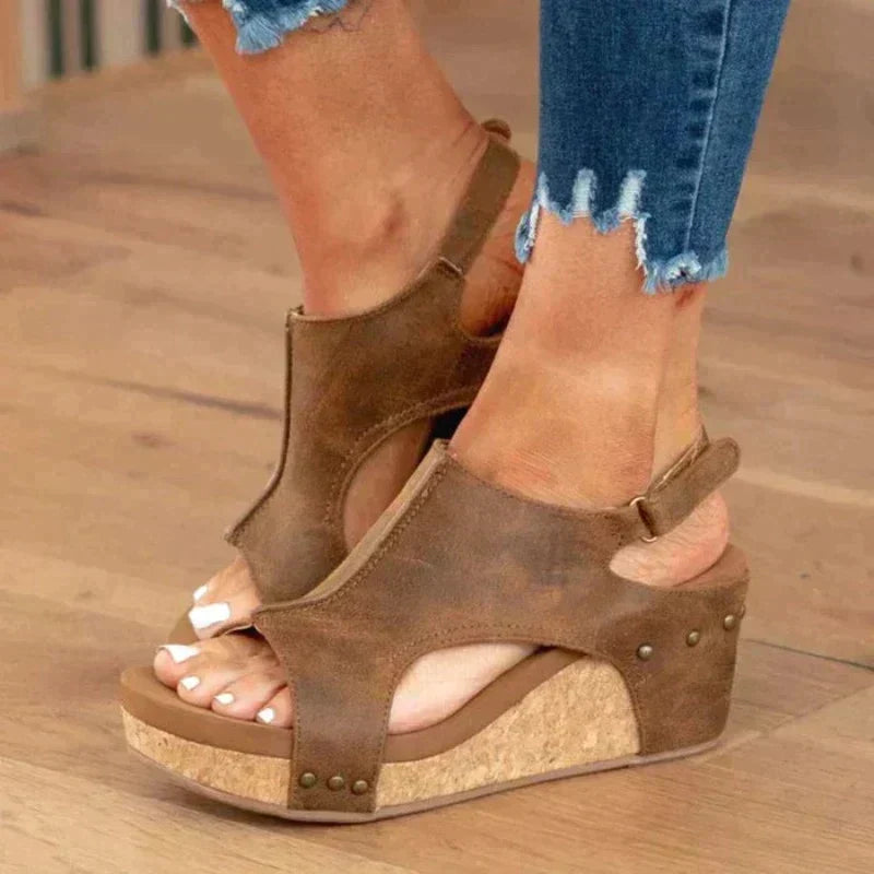 Inola - Orthopedic Sandals