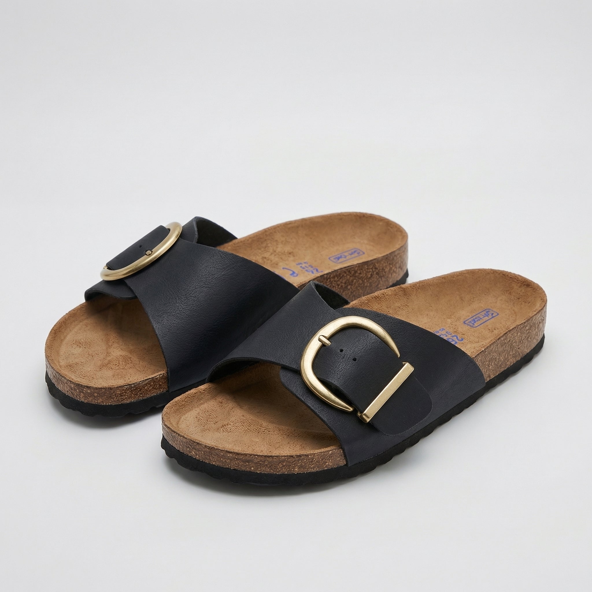 Aurora – Comfortable sandals with a soft slip-on design